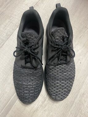 Men's Black Nike Knit Athletic Sneakers - Comfortable Lightweight Running Shoes